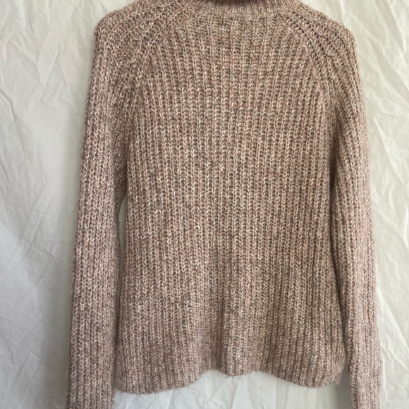 Abercrombie and Fitch chunky cotton turtleneck sweater Size Small - Picture 14 of 16